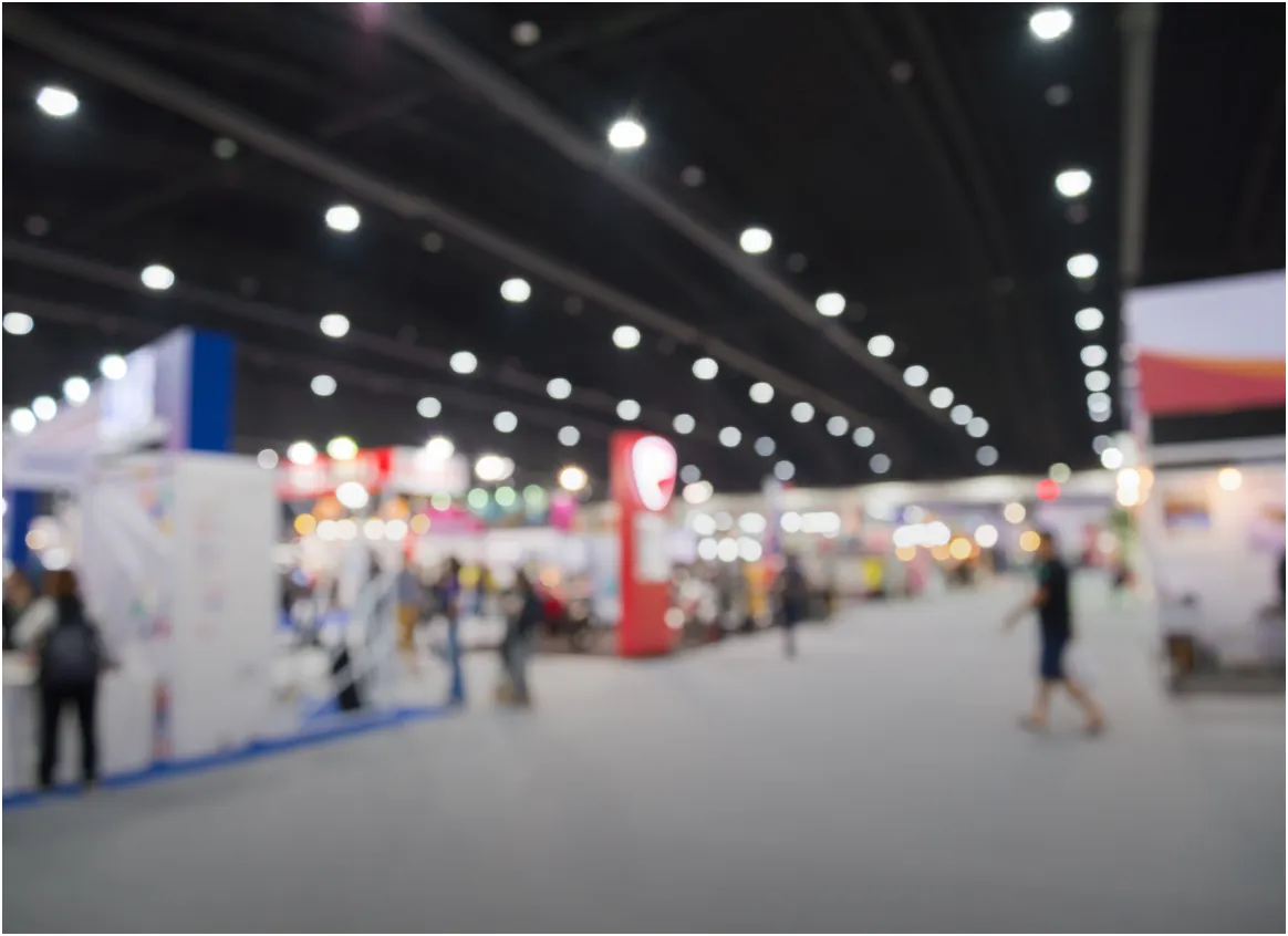 Trade fair hall