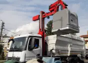 Containers in a square